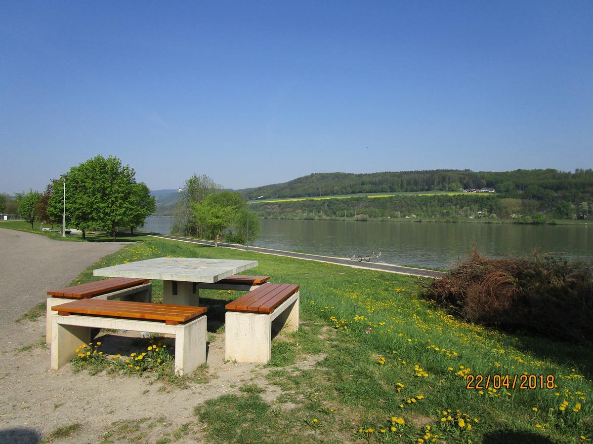Privatzimmer Familie Wagner Pöchlarn Extérieur photo